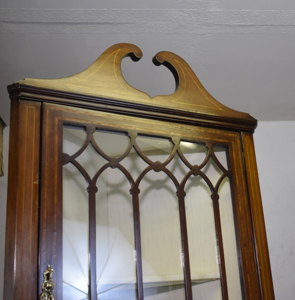 Edwardian Inlaid Corner Display Cabinet View XXVI