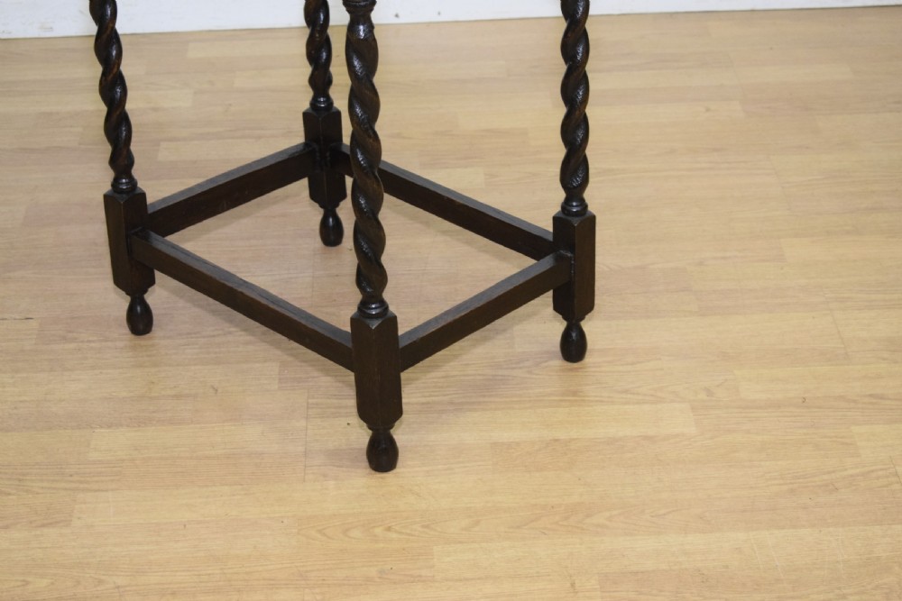 Early 20th Century Oak Occasional Table View VI