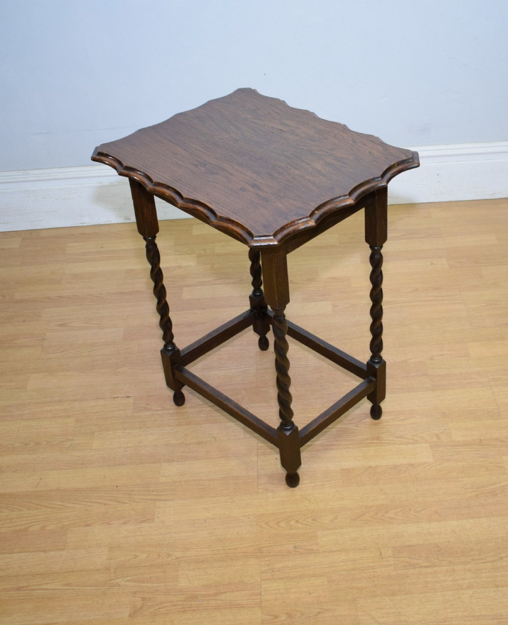 Early 20th Century Oak Occasional Table View VIII