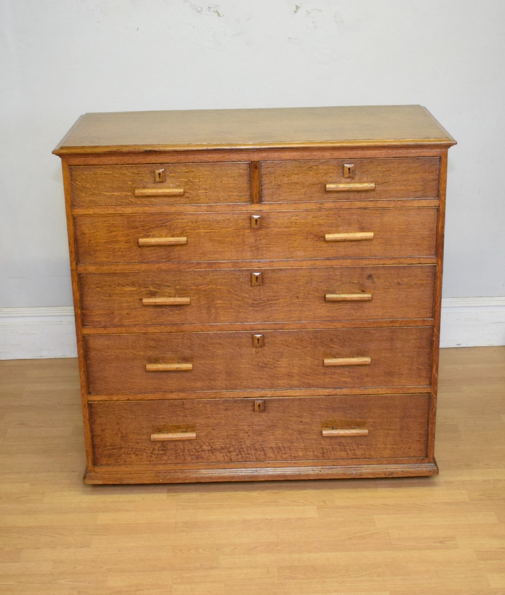 Arts & Crafts Oak Chest View VII