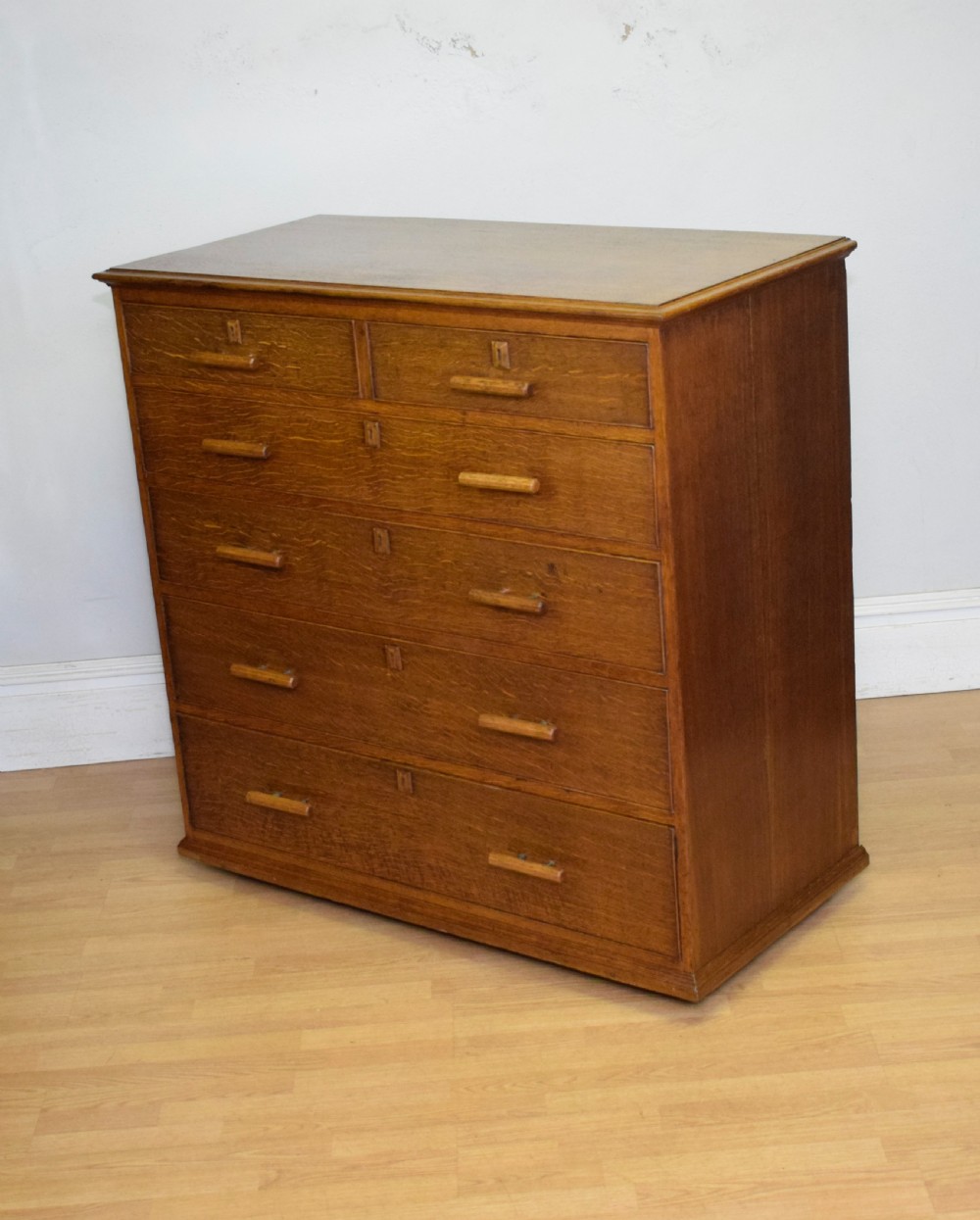 Arts & Crafts Oak Chest View XIV