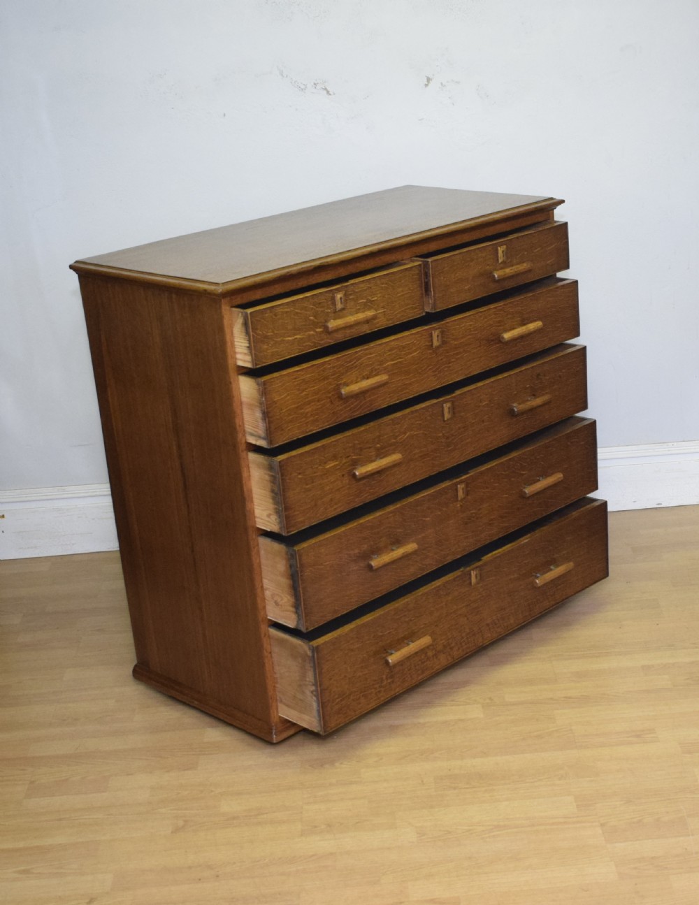 Arts & Crafts Oak Chest View XVII