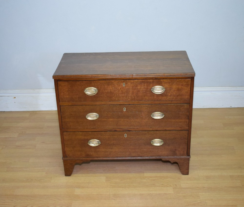 Victorian Oak Chest of Drawers