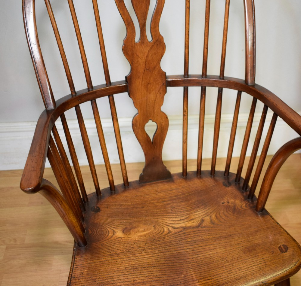 Antique Windsor Arm Chair View VIII