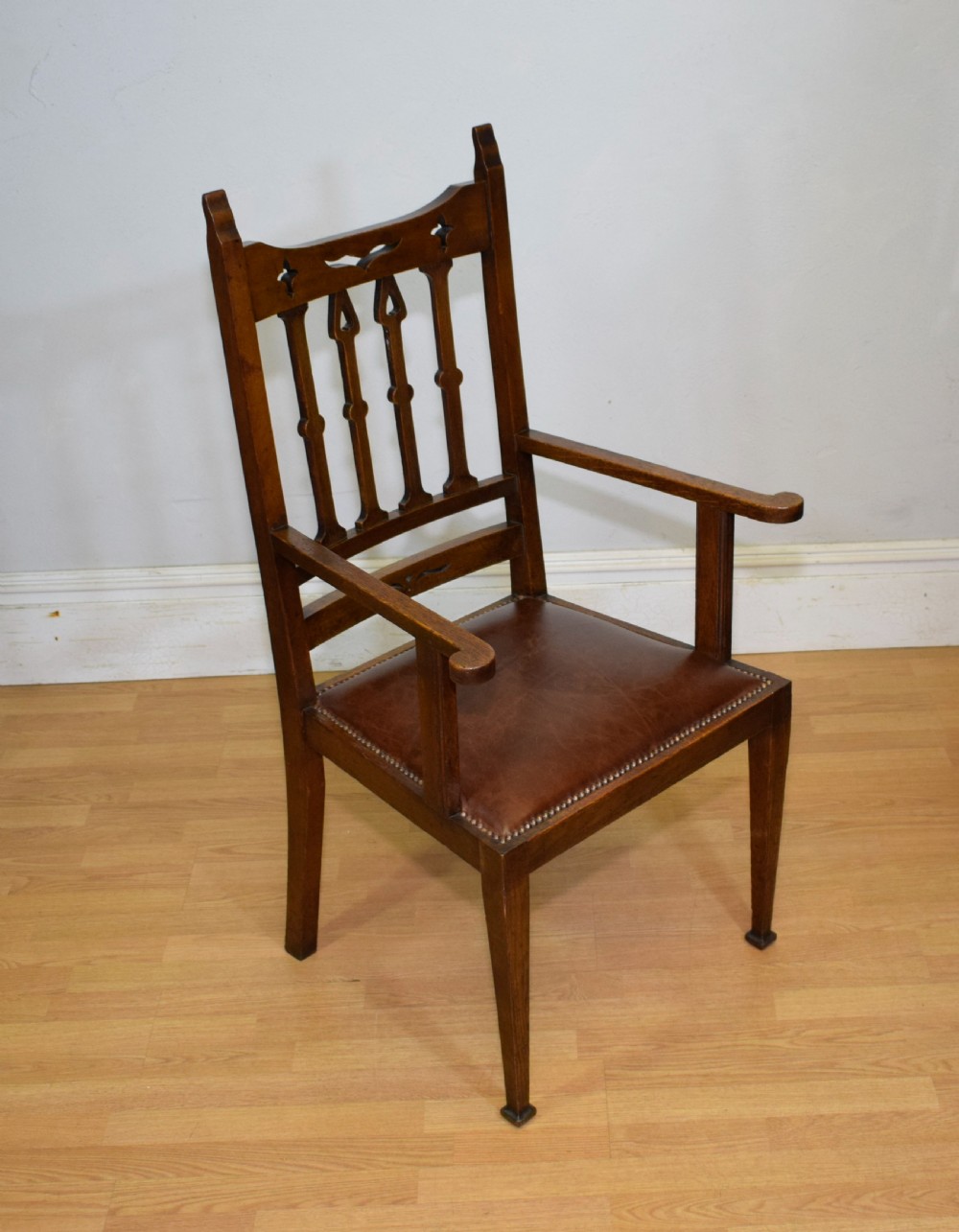 Arts & Crafts Oak Armchair