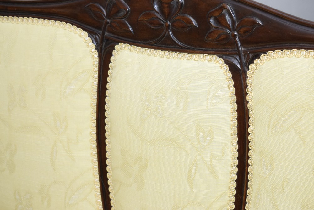 Victorian Couch, Settee Art Nouveau View XIV