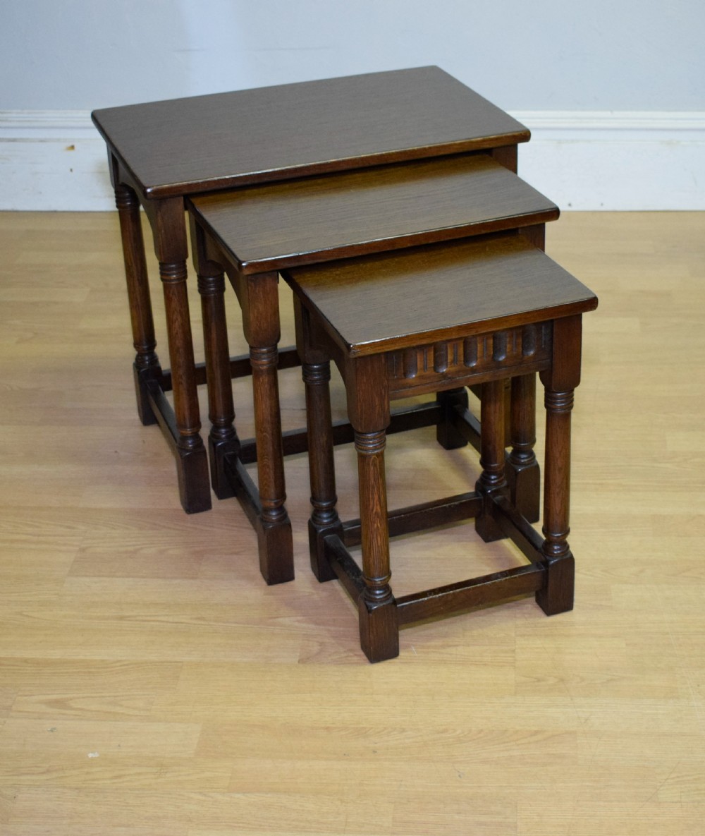 Early 20th Century 3 Table Nest View V