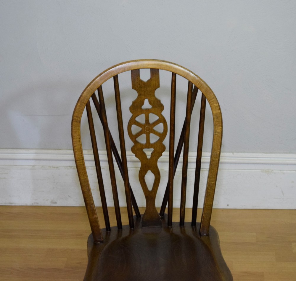 Early 20th Century Wheel Back Chair View IV