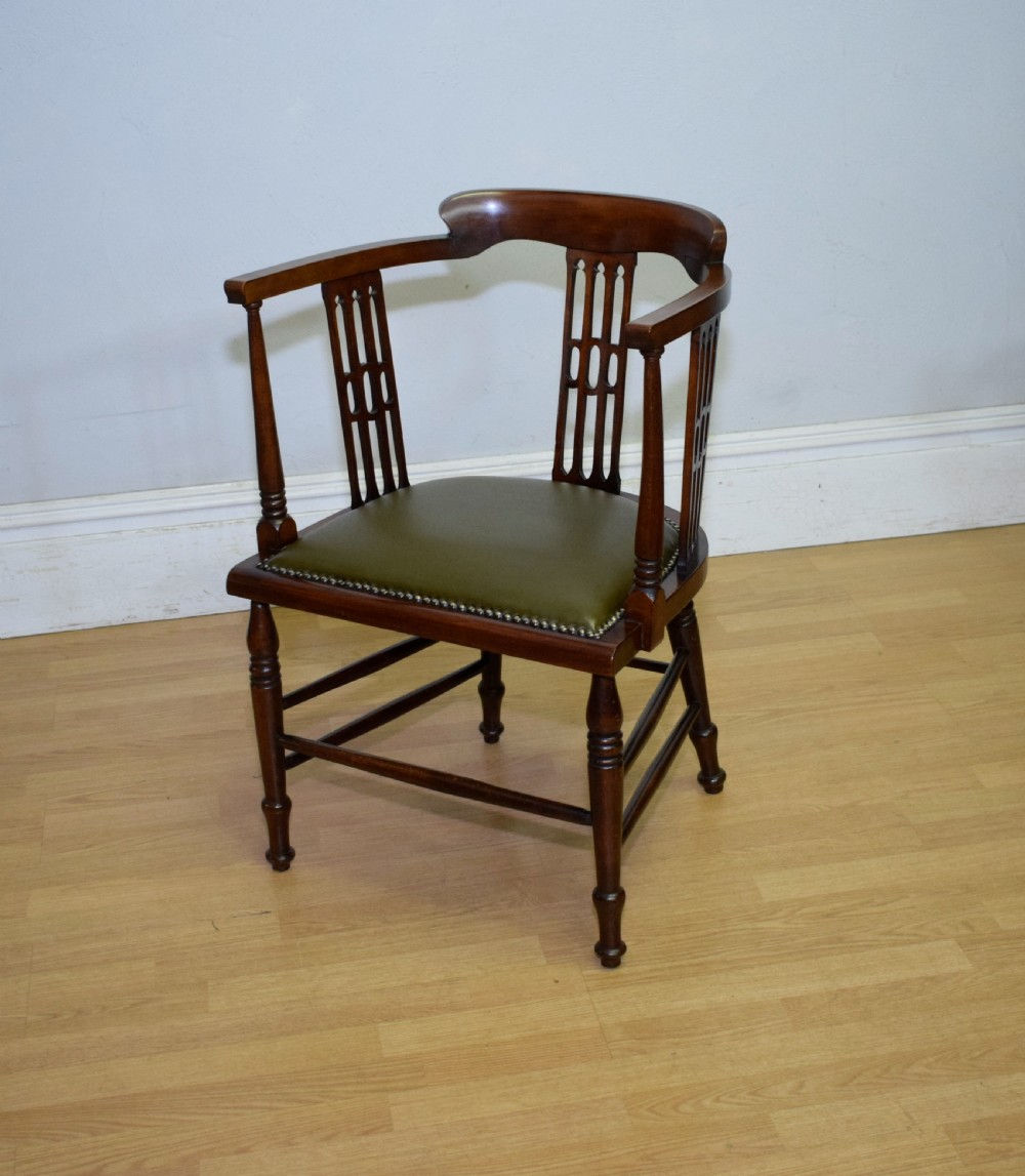 Victorian Tub Chair View VII
