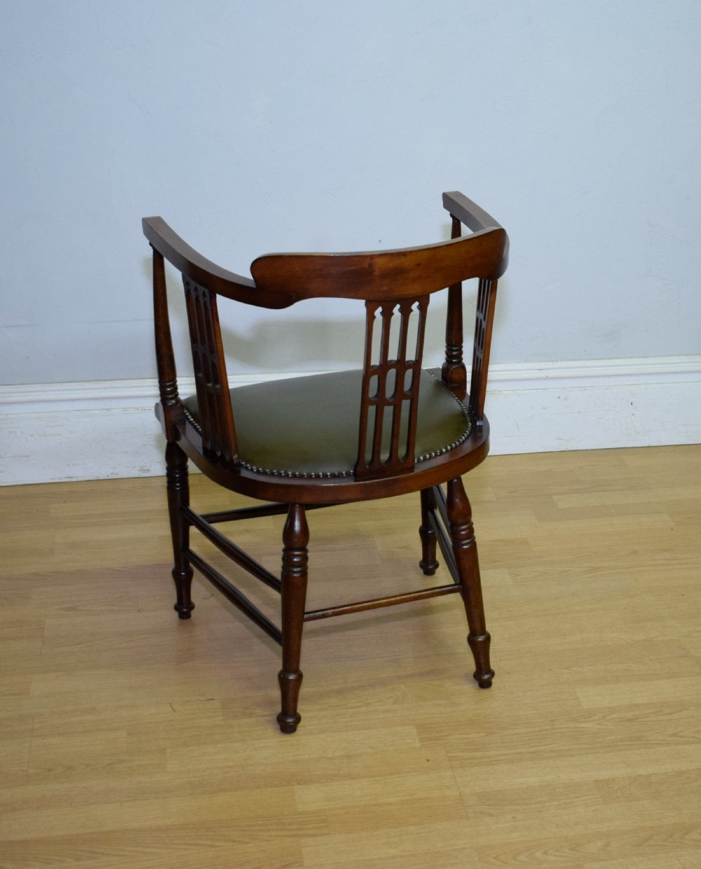  Victorian Tub Chair View XII