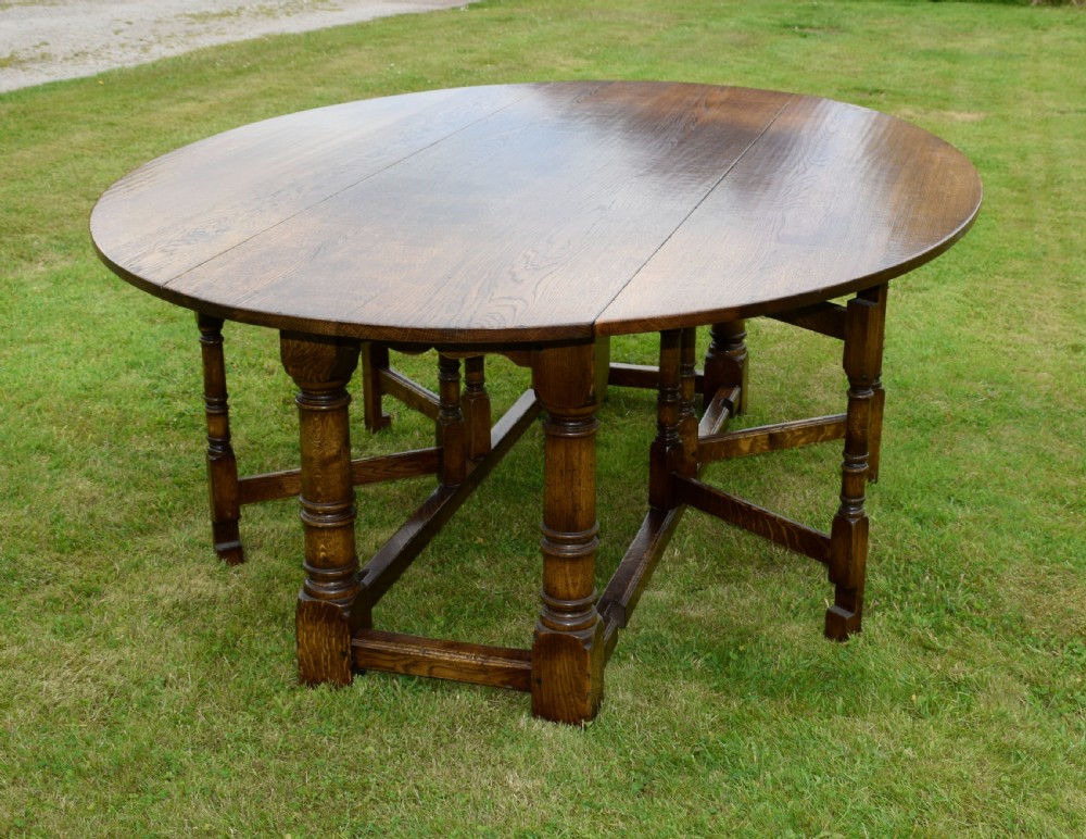 20th Century Irish Wake Oval Dining Table 7ft View X