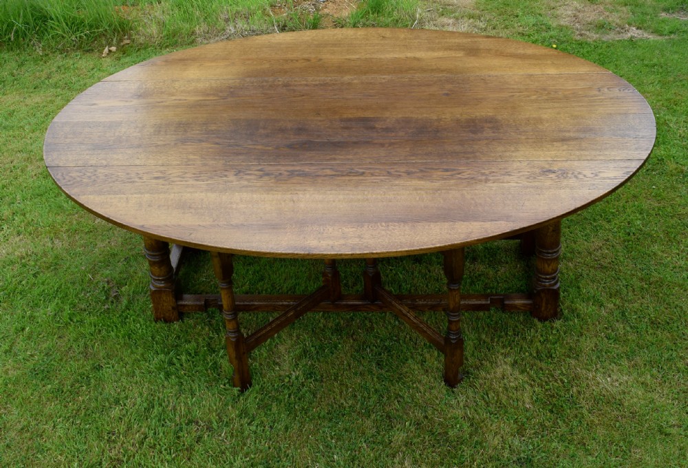 20th Century Irish Wake Oval Dining Table 7ft View XI