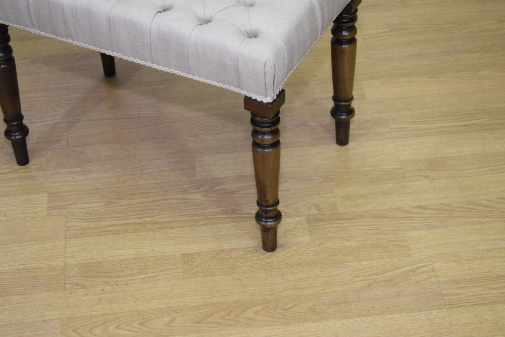 Regency Buttoned Stool View XII