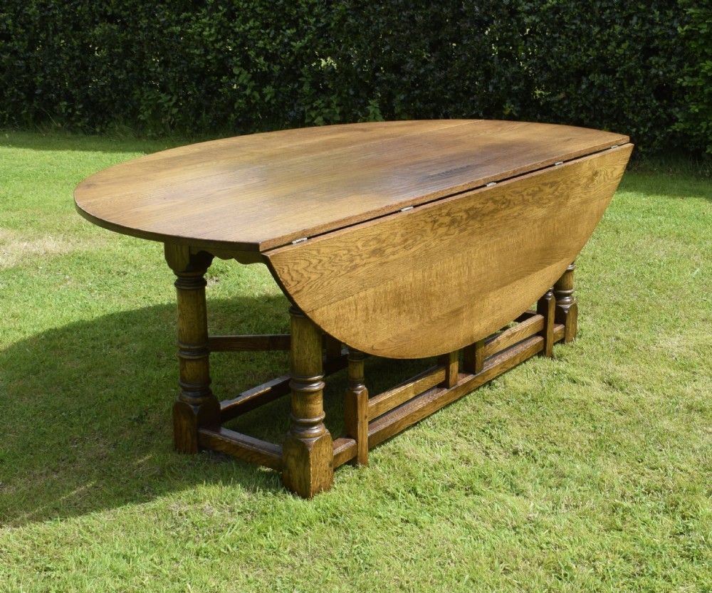 20th Century Irish Wake Oval Dining Table 7ft