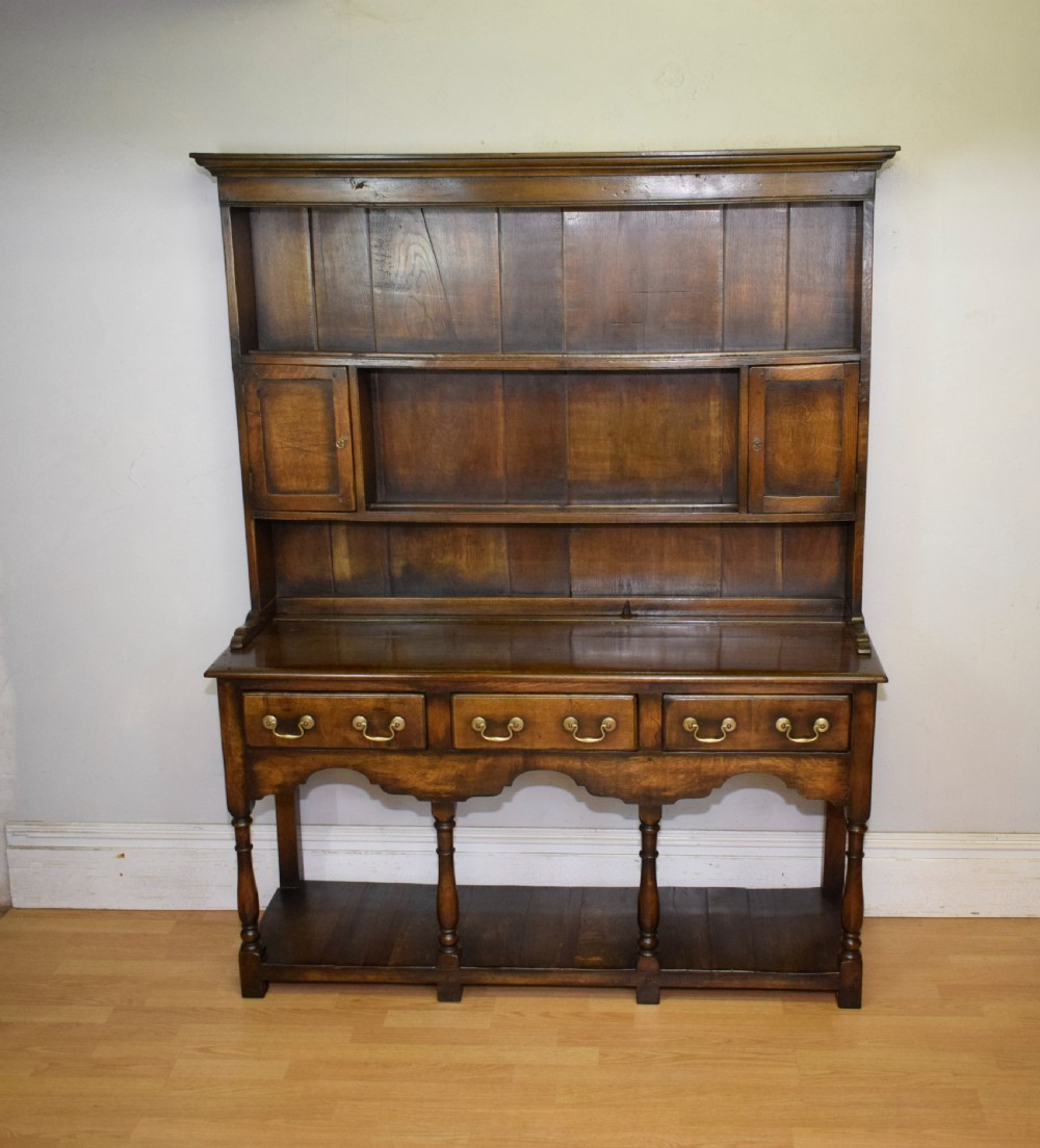 Early 20th Century Oak Dresser & Rack