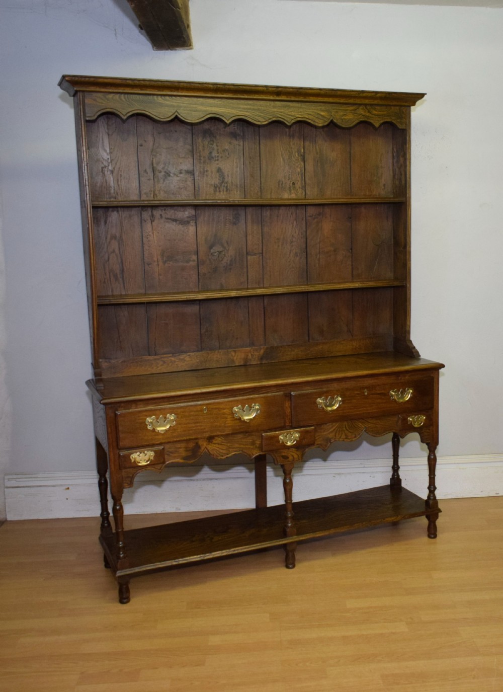 Early 20th Century Oak & Elm Dresser & Rack View VII