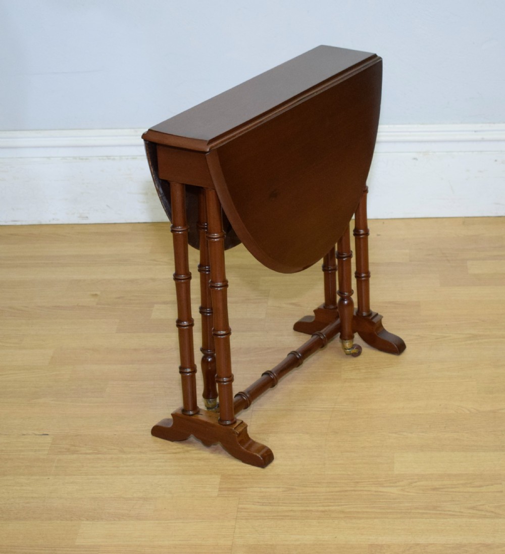 Antique Victorian Sutherland Table