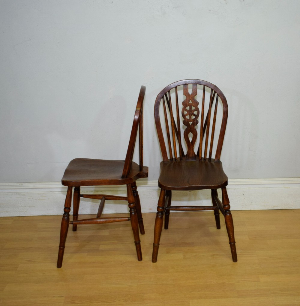 Set of 4 Victorian Wheel Back Dining Chairs View XVIII