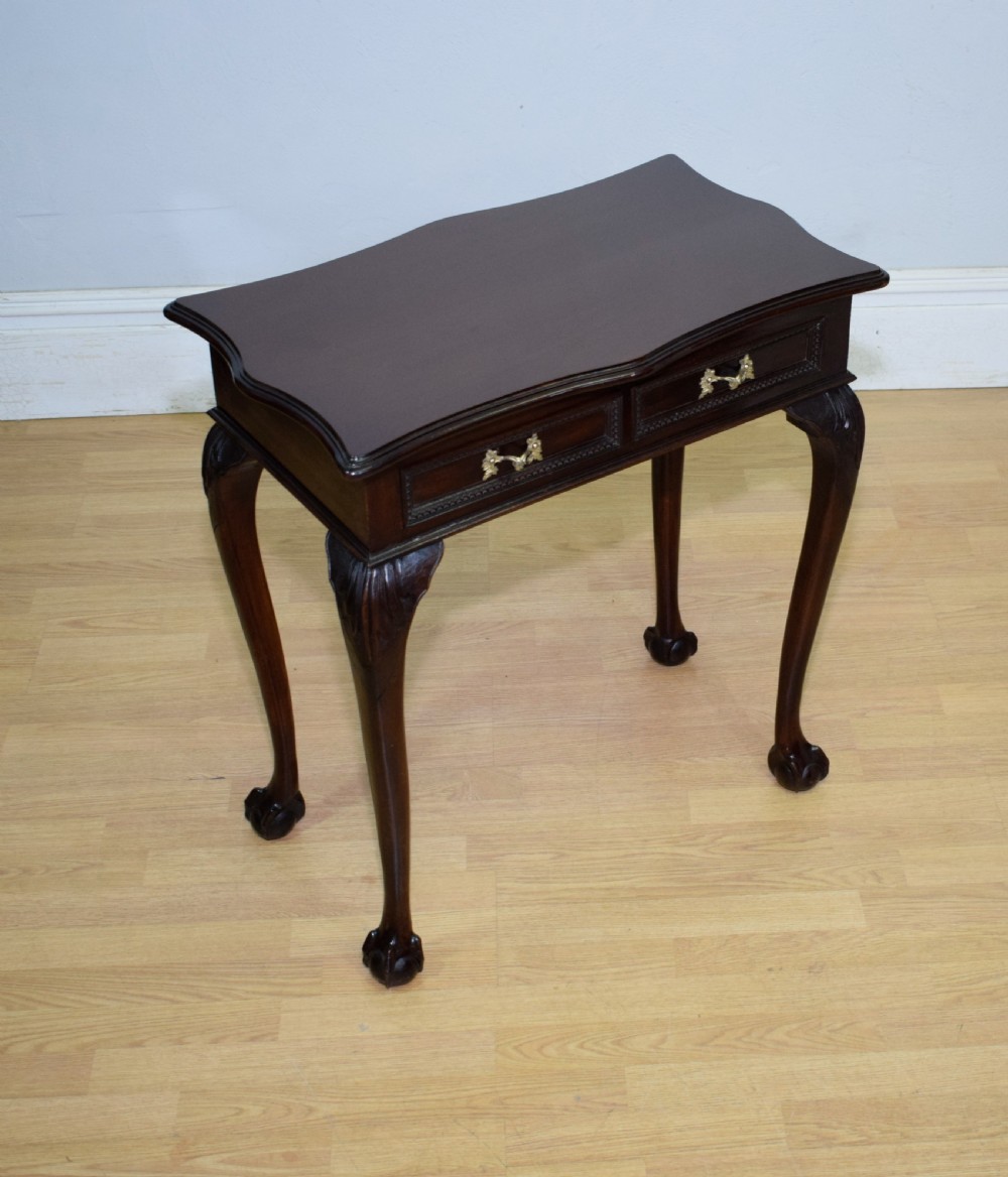 Early 20th Century Console / Side Table View X