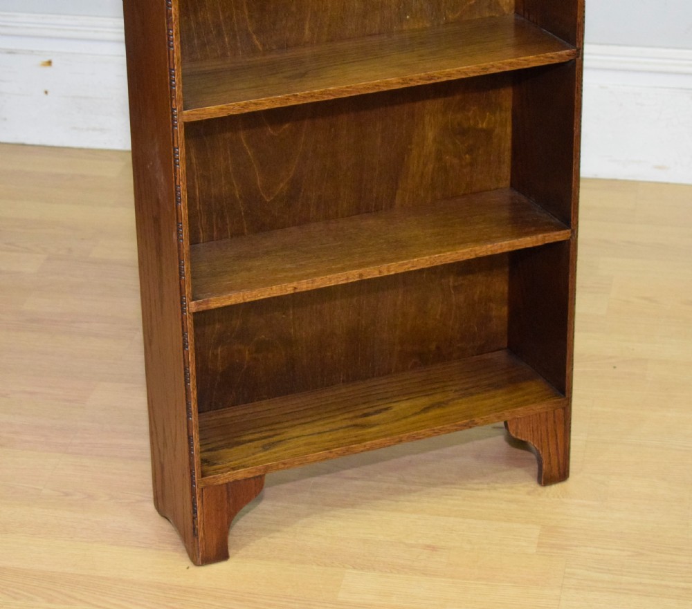 Early 20th Century Oak Bookcase View VI