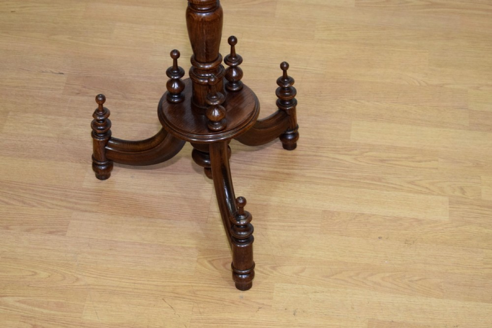 Early 20th Century Oak Tri-Pod Table View III