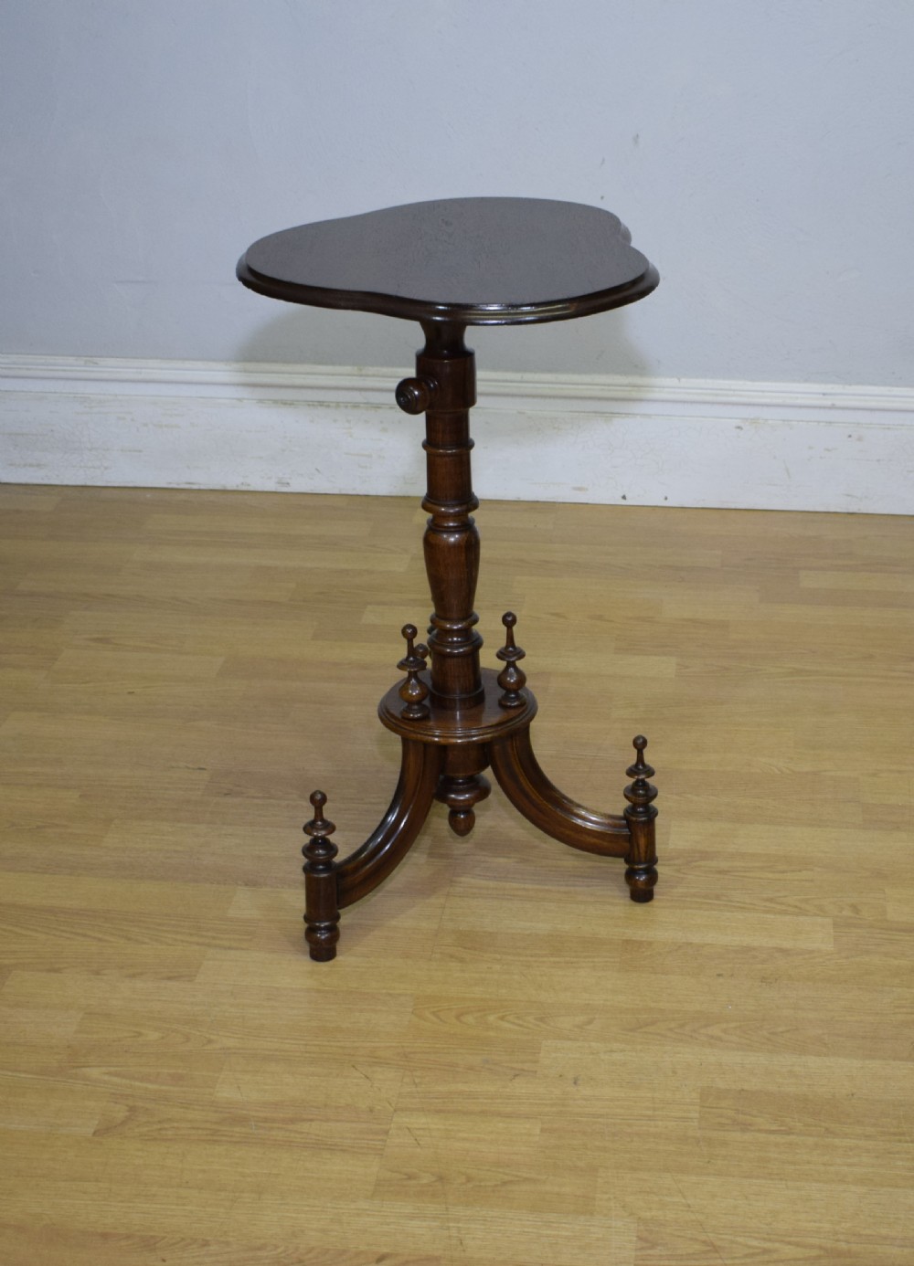Early 20th Century Oak Tri-Pod Table View VII