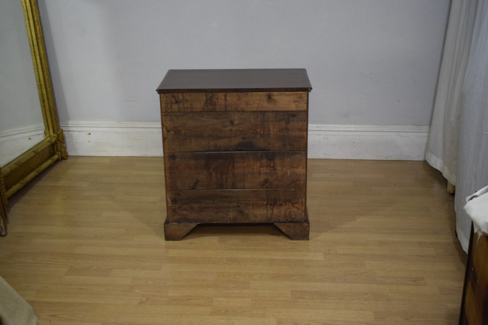 19th Century Mahogany Bachelors Chest of Drawers View XVII