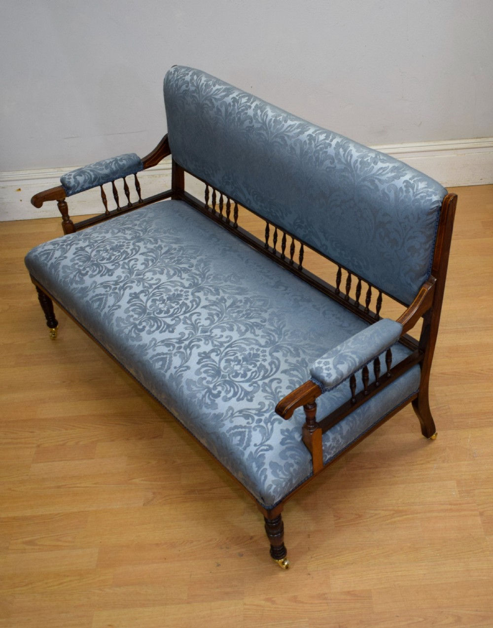 Late Victorian Rosewood & Inlaid Couch View XVII