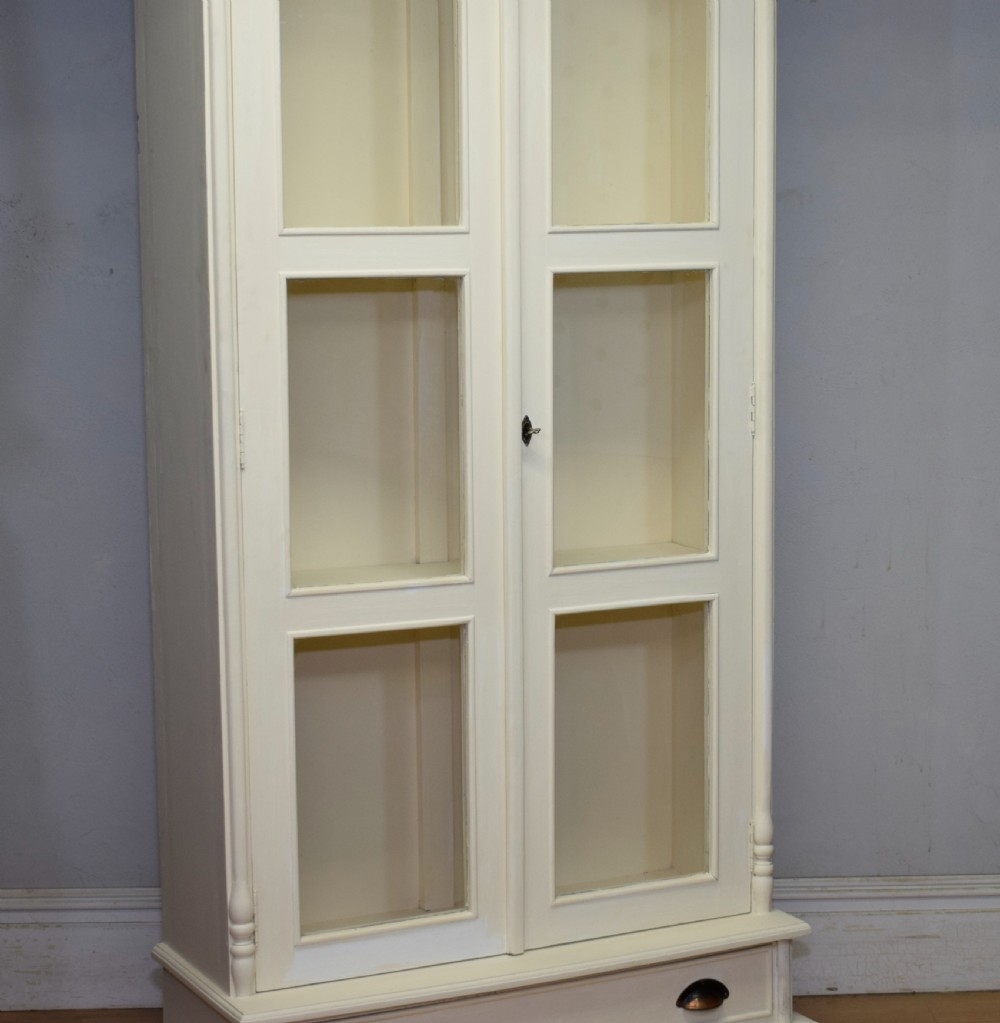 Early 20th Century Armoire Style French Cabinet View IV
