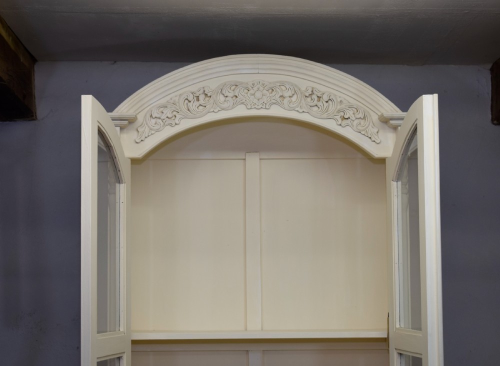 Early 20th Century Armoire Style French Cabinet View XVII
