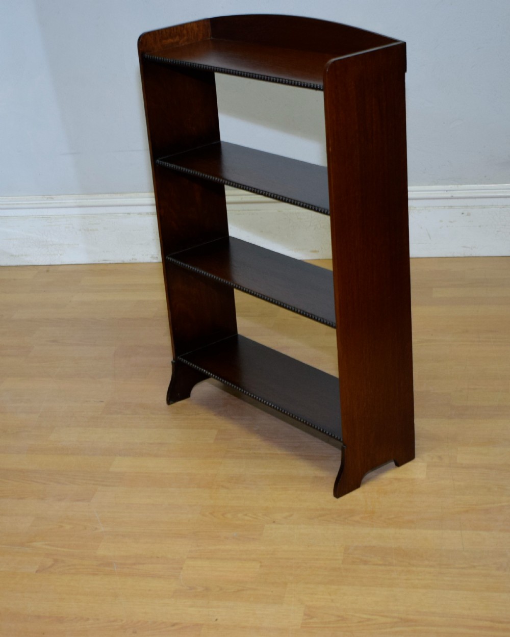 Early 20th Century Arts & Crafts  Bookcase View V