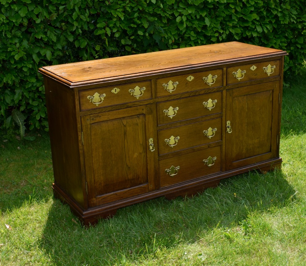 Early 20th Century Georgian Oak Dresser Base View V