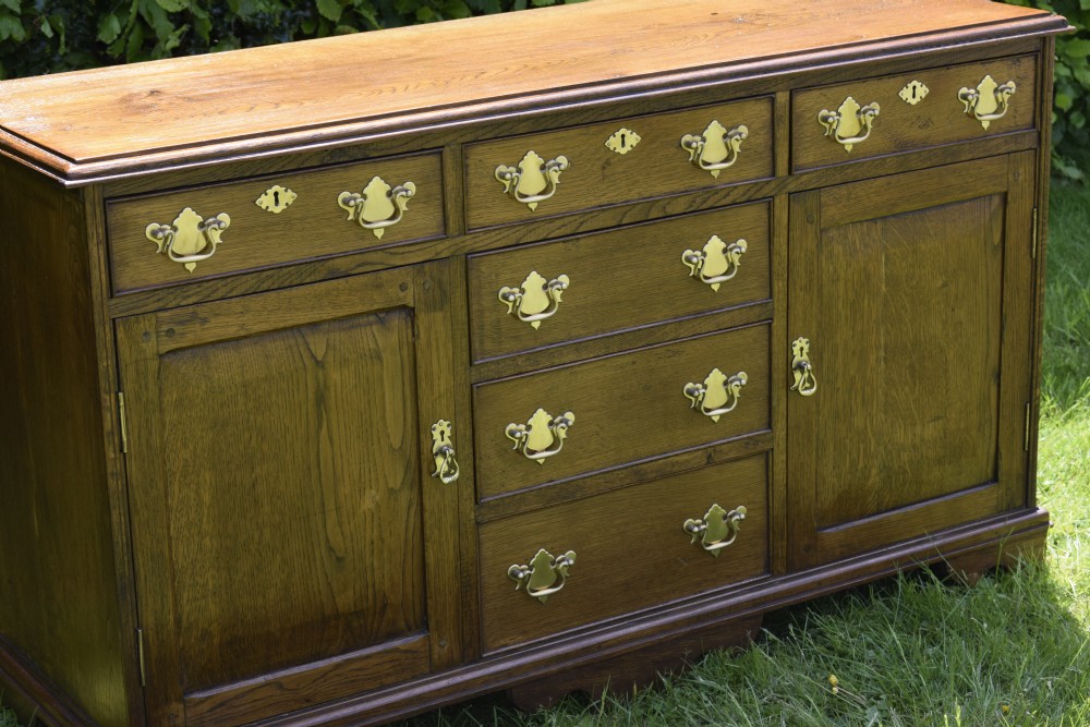 Early 20th Century Georgian Oak Dresser Base View VI