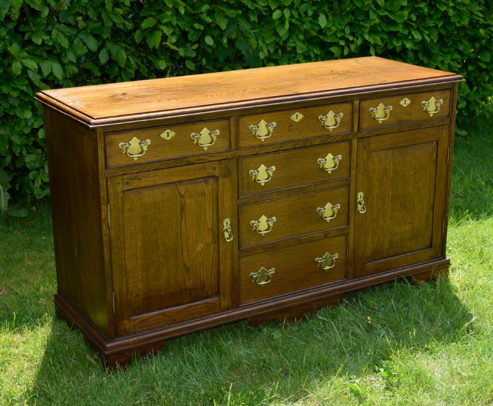 Early 20th Century Georgian Oak Dresser Base View VIII