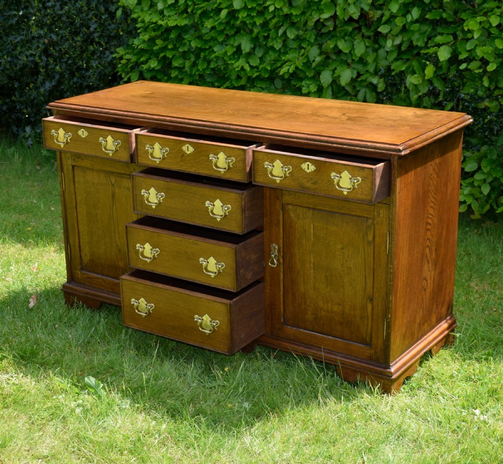 Early 20th Century Georgian Oak Dresser Base View X