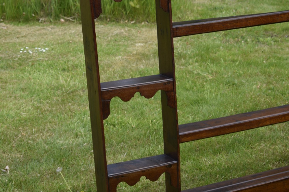 Georgian Period Plate/Delph Rack View III