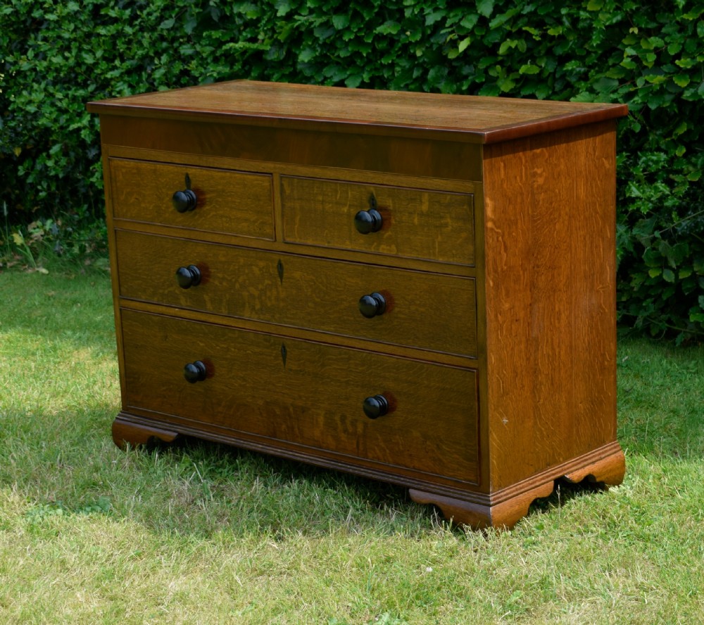 Georgian Period Chest of Drawers