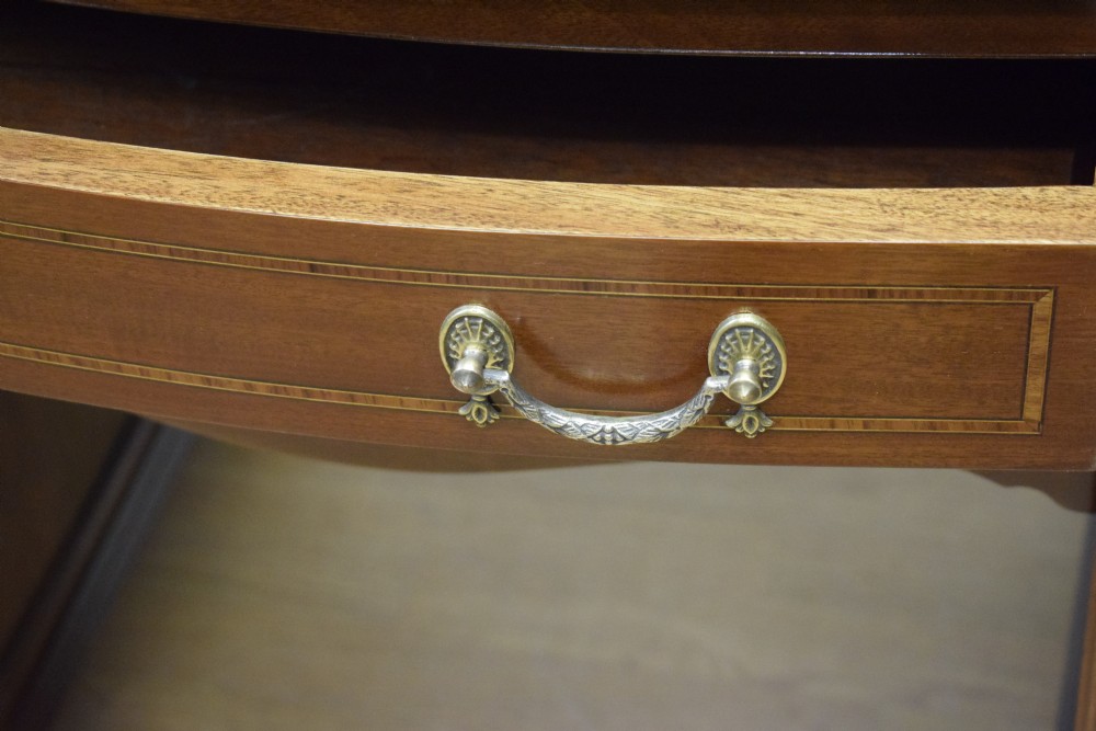 Edwardian Mahogany & Inlaid Desk View XIX