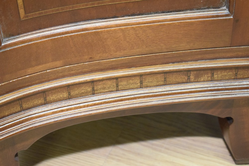 Edwardian Mahogany & Inlaid Desk View XXII