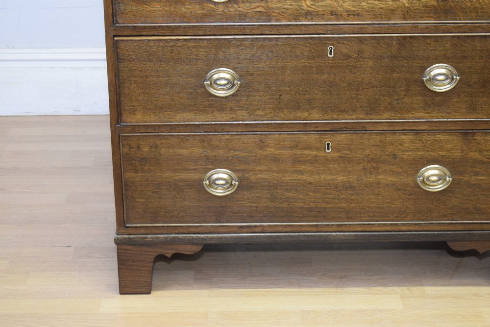 Georgian Period Oak Chest of Drawers  View VIII