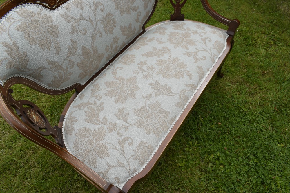 Victorian Mahogany & Rosewood Couch View XVI