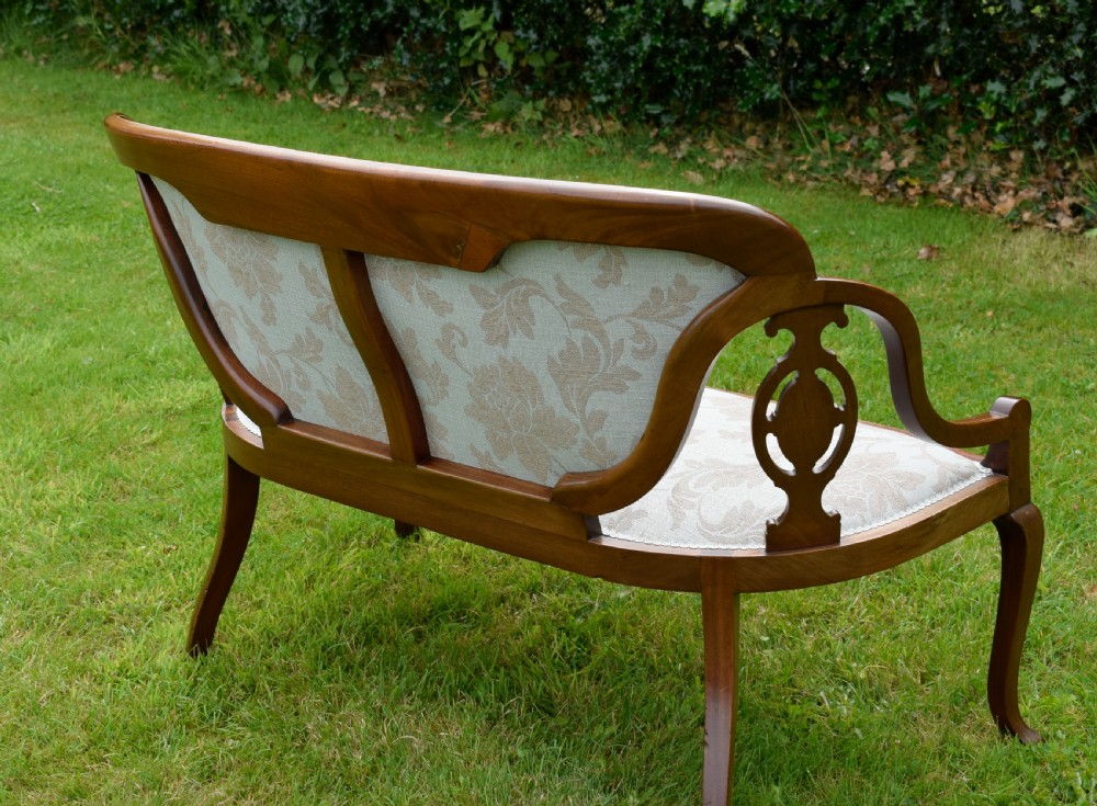 Victorian Mahogany & Rosewood Couch View XVII