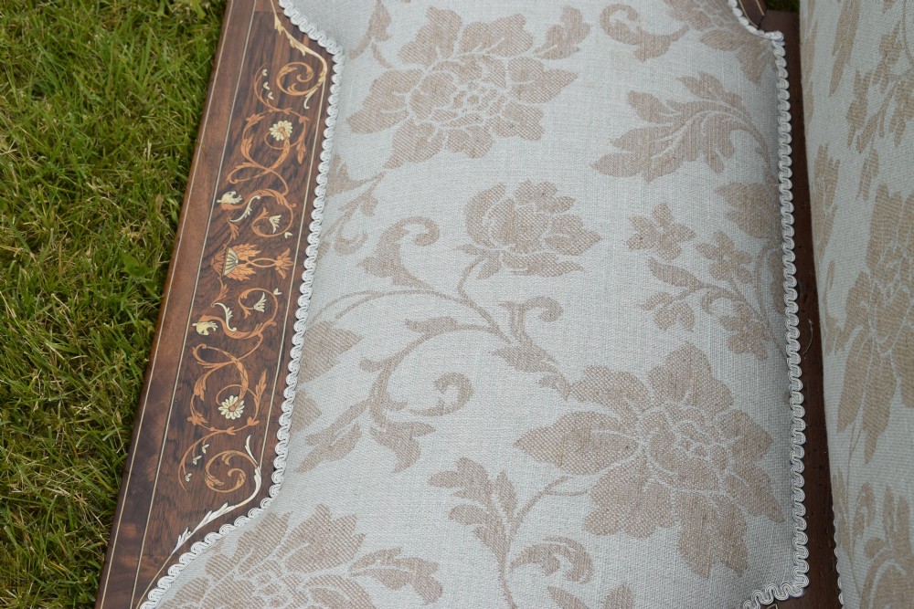 Victorian Mahogany & Rosewood Couch View XXIII