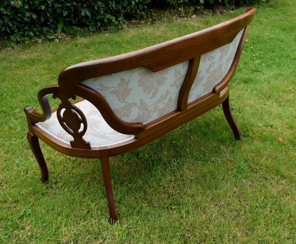 Victorian Mahogany & Rosewood Couch View XXV