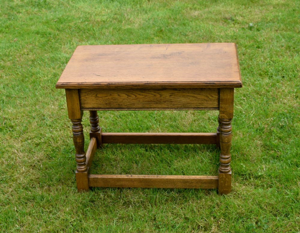 Early 20th Century Oak Coffee Table View VI
