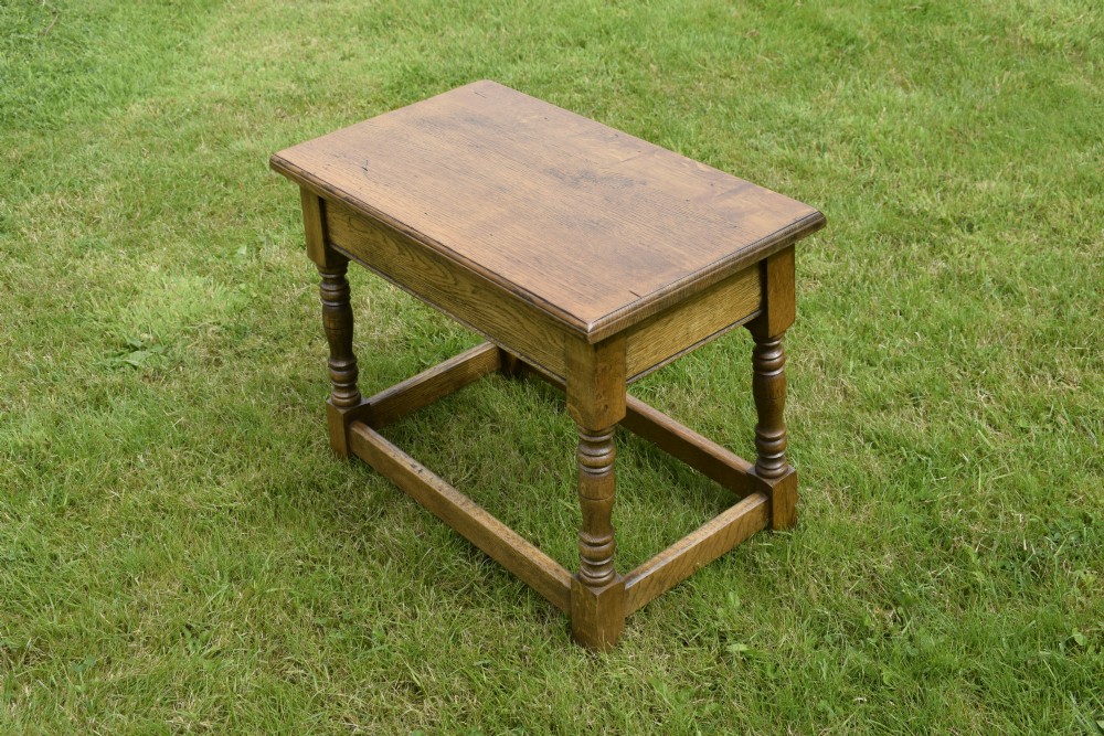 Early 20th Century Oak Coffee Table View VII