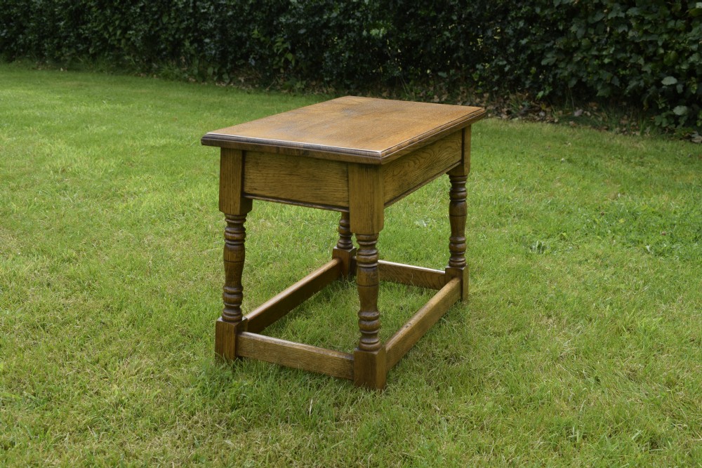 Early 20th Century Oak Coffee Table View XIII