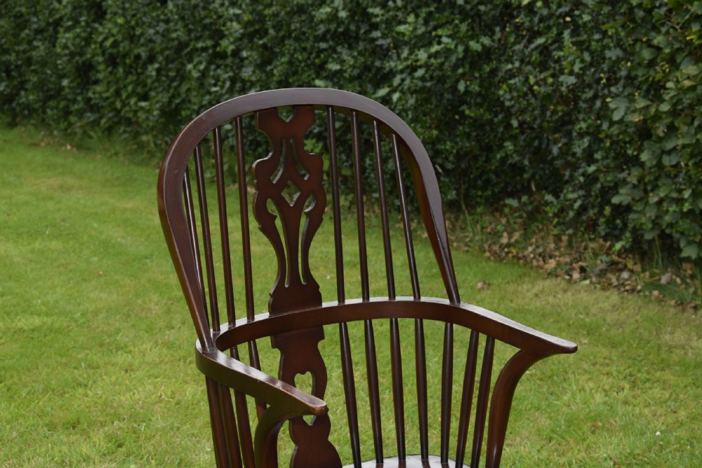 Early 20th Century Windsor Armchair View III