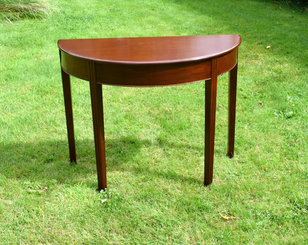 Georgian Mahogany Demi Lune Table