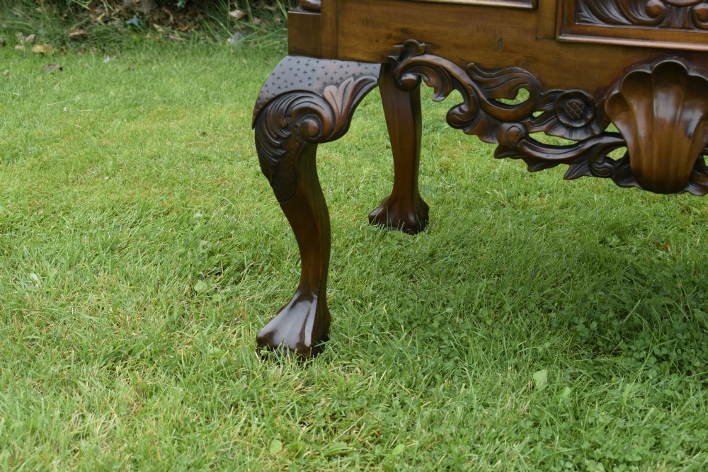 Early 20th Century Chippendale Lowboy View XIX